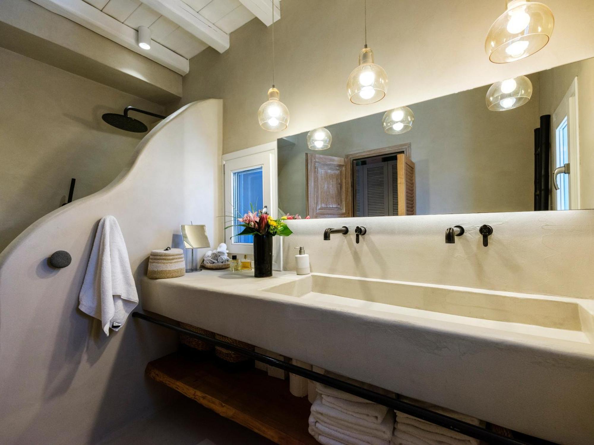 V&V Guest House - Luxury Suites ออร์นอส ภายนอก รูปภาพ