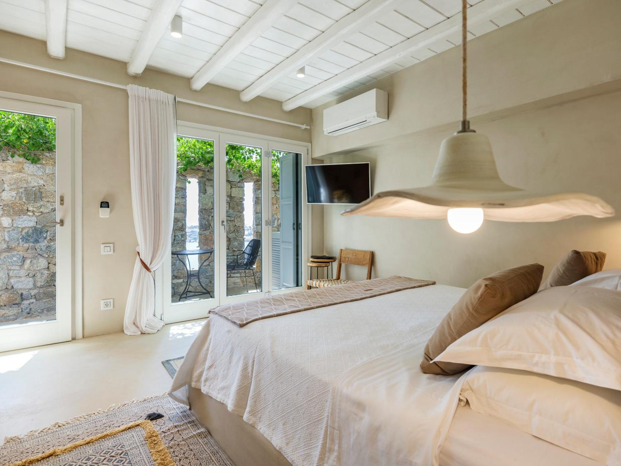 V&V Guest House - Luxury Suites ออร์นอส ภายนอก รูปภาพ